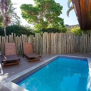 https://praia-da-ferradura-com-quatro-suites-e-piscina.cabofriohotels.org
